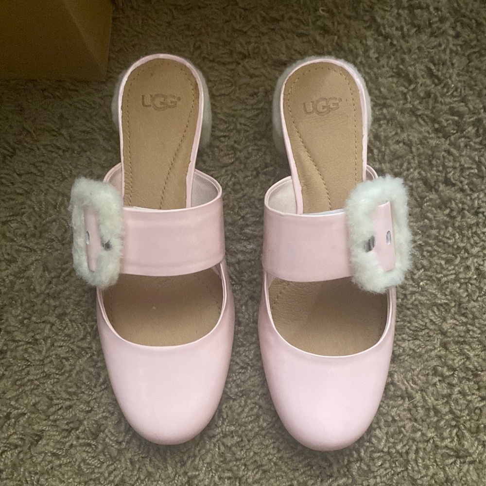 Ugg shoes